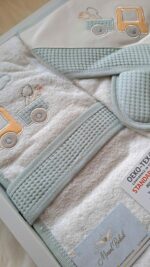 Kamyon Modelli Nakışlı Waffle Premium Bornoz Seti - Görsel 3