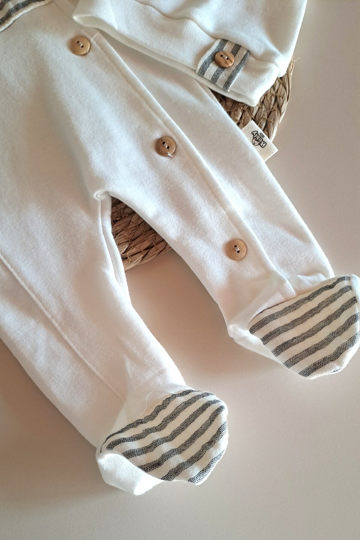 Erkek Bebek Tulum Düğmeli Şapkalı - Görsel 3