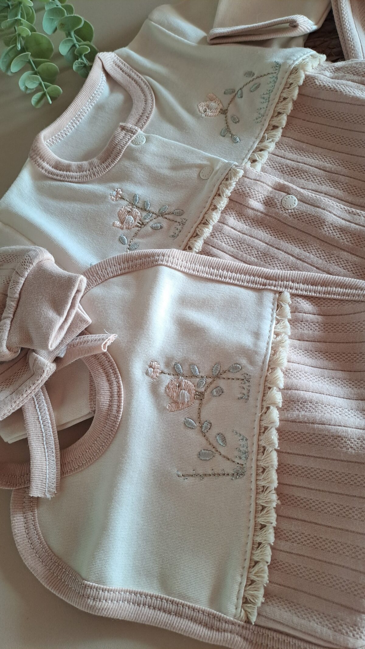 Kuş ve Çiçek Nakışlı Püsküllü 5li Set - Görsel 5