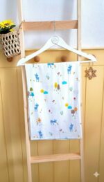 Ceylan Desen Mavi Kenar İşlemeli %100 Pamuk Müslin Battaniye