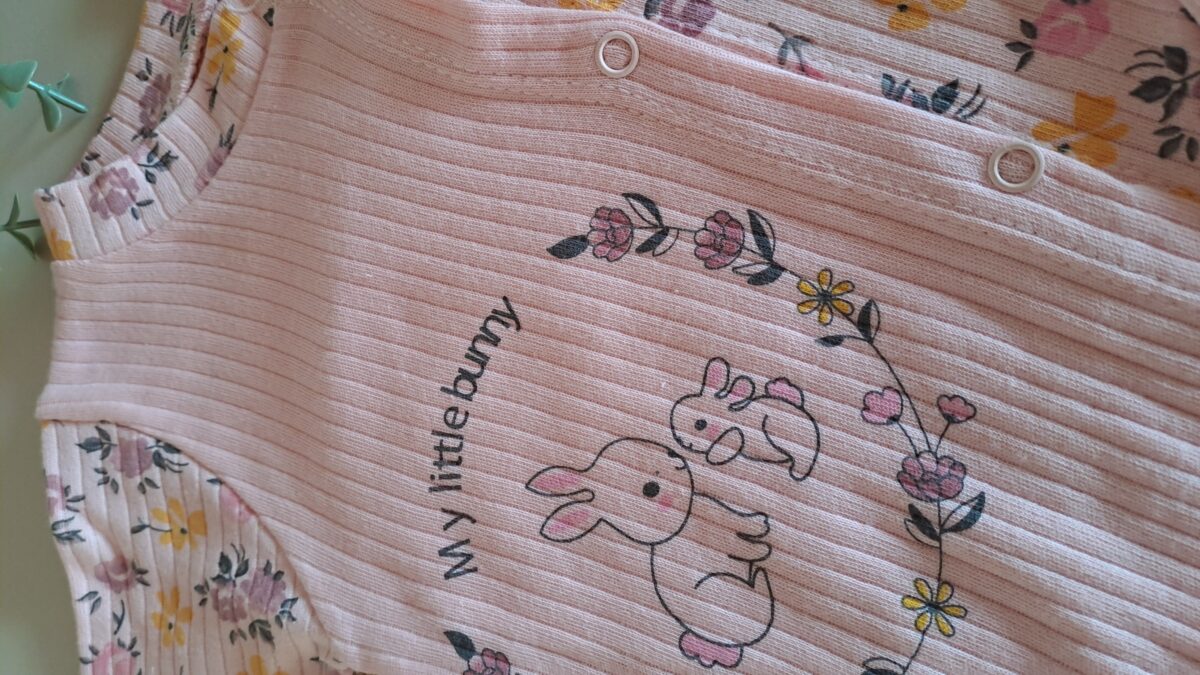 Çiçek Baskılı Bereli Penye Tulum - Görsel 6