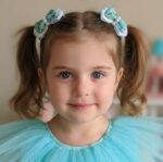 Beyaz Turkuaz İncili Lastik Toka