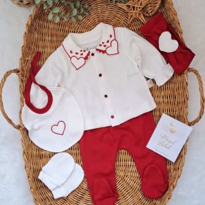 Kalp Nakışlı Yenidoğan Kız Bebe 5li Set