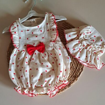 Fiyonklu Kalpli Şapkalı Bebe Barbatöz Tulum %100 Pamuk Müslin