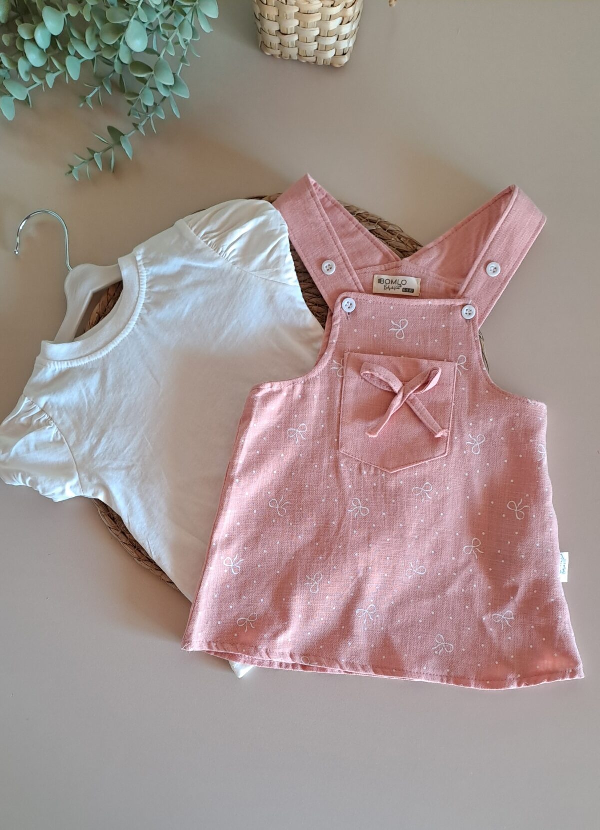 Fiyonk Detaylı Kız Bebek Salopet - Görsel 2