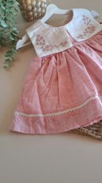 Yakası Çiçek Nakışlı Kare Yakalı Pudra Elbise %100 Pamuk - Görsel 8