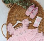 Kız Bebek %100 Pamuk Organik Müslin Pembe Çiçek Fırfırlı Elbise - Görsel 2