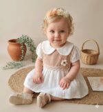 Papatya İşlemeli Bebe Yaka Müslin Elbise - Görsel 2